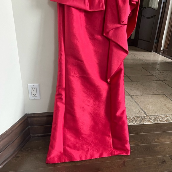 Lucian Matis Dress - Picture 7 of 17